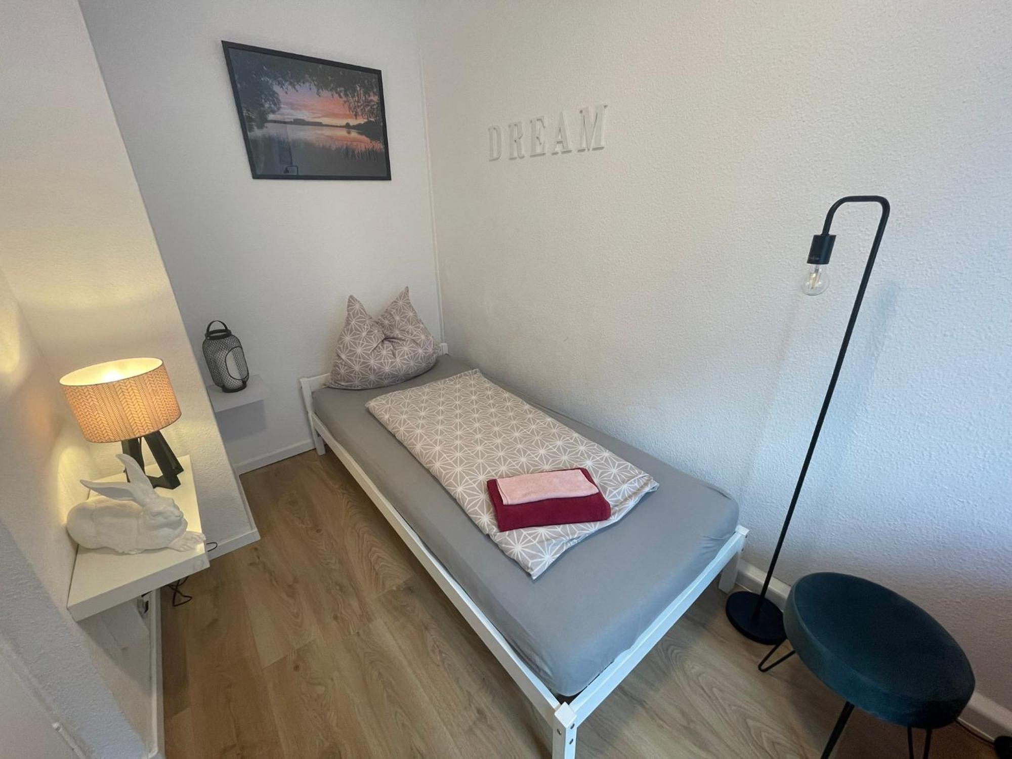 Messeapartment An Der Altstadtmauer Нюрнберг Екстериор снимка