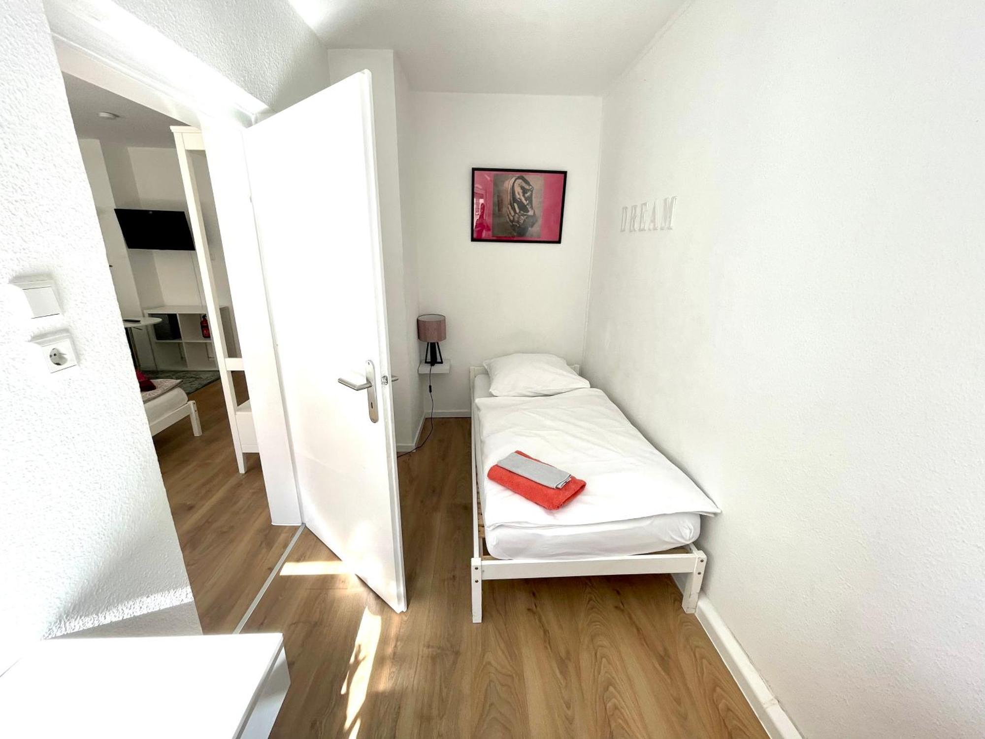 Messeapartment An Der Altstadtmauer Нюрнберг Екстериор снимка