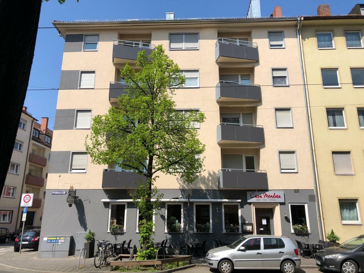 Messeapartment An Der Altstadtmauer Нюрнберг Екстериор снимка